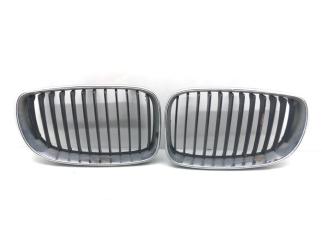 Решетка радиатора BMW 1 2009