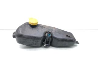 Запчасть бачок омывателя Dacia Sandero 2015