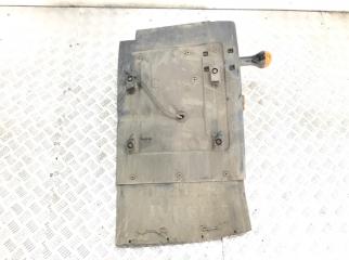 Запчасть защита арок задняя правая (подкрылок) Iveco Eurocargo 2013