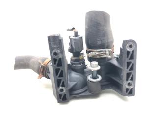 Фланец (тройник) системы охлаждения Volvo C30 2009