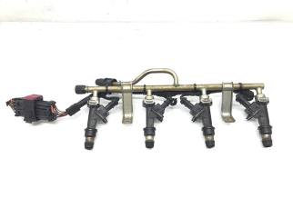 Запчасть топливная рампа Opel Meriva 2010