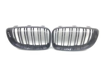 Решетка радиатора BMW 1 2009