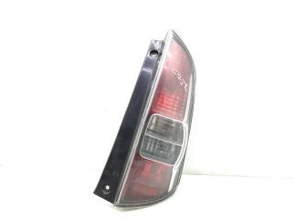 Фото запчасти фонарь задний правый Daihatsu Sirion 2006 контрактная запчасть Запчасть фонарь задний правый Daihatsu Sirion 2006