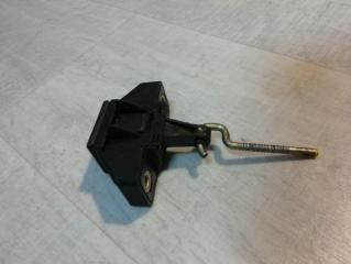 Запчасть замок багажника Renault Sandero 2011