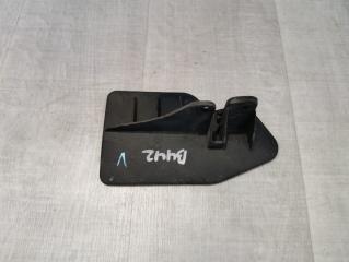 Запчасть брызговик задний левый Toyota Avensis 2006