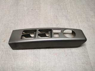 Запчасть накладка двери декоративная Geely Emgrand EC7 2013