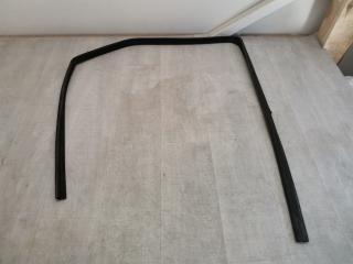 Запчасть уплотнитель двери задний правый Opel Meriva A