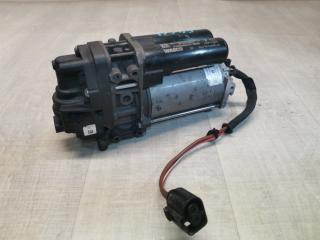 Запчасть компрессор подвески Porsche Panamera 2017