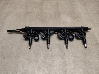 Фото запчасти рампа топливная Peugeot 308 контрактная запчасть Запчасть рампа топливная Peugeot 308