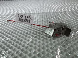 Фото запчасти тепловой экран правый Jaguar XF 2014 контрактная запчасть Запчасть тепловой экран правый Jaguar XF 2014