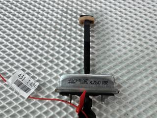 Фото запчасти ограничитель двери задний правый Jaguar XF 2014 контрактная запчасть Запчасть ограничитель двери задний правый Jaguar XF 2014