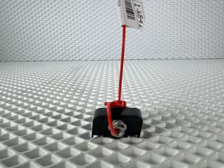 Фото запчасти крепление стоп сигнала правое Jaguar XF 2014 контрактная запчасть Запчасть крепление стоп сигнала правое Jaguar XF 2014