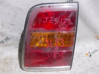 Вставка между стопов правая TOYOTA CROWN