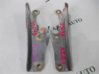 Петля капота MITSUBISHI LIBERO CD2V 1 ракурс