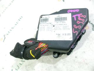 Запчасть блок предохранителей AUDI TT