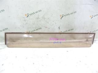 Ветровик задний правый NISSAN X-TRAIL