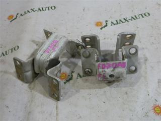 Петля дверная передняя левая MITSUBISHI CANTER