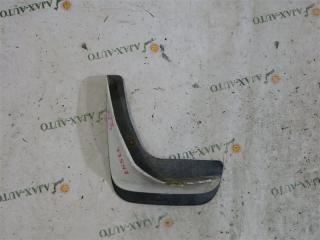 Брызговик задний левый NISSAN BLUEBIRD