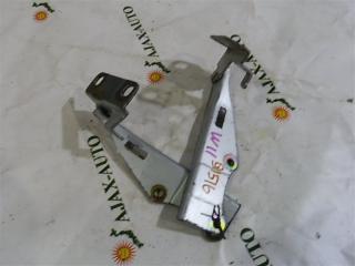 Петля капота NISSAN AVENIR