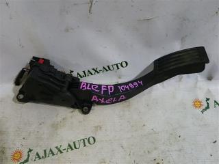 Педаль подачи топлива MAZDA AXELA