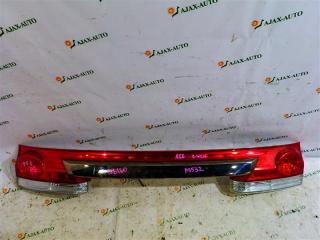 Вставка между стопов HONDA STEP WAGON