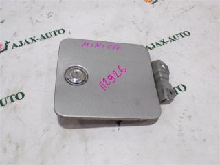 Запчасть лючок бензобака MITSUBISHI MINICA