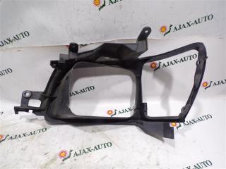 Очки на фары правые TOYOTA NOAH