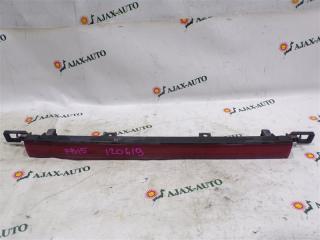 Вставка между стопов NISSAN SUNNY