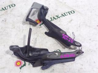 Петля капота TOYOTA MARKII