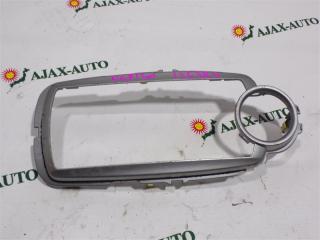 Консоль магнитофона TOYOTA VITZ