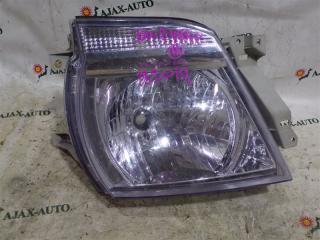 Фара правая NISSAN CARAVAN