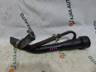 Горловина топливного бака  TOYOTA NOAH SR50 1 ракурс