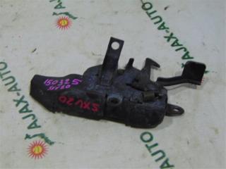 Замок капота TOYOTA MARK II QUALIS контрактная Замок капота TOYOTA MARK II QUALIS