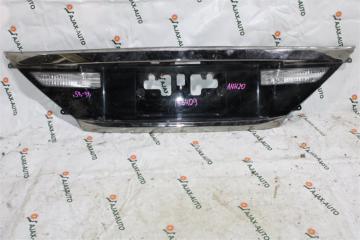 Накладка 5-й двери TOYOTA ALPHARD