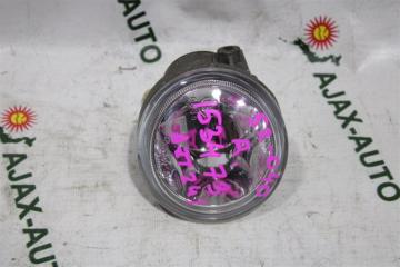 Туманка правая TOYOTA CALDINA AZT241 52040 2 ракурс