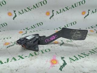 Педаль подачи топлива NISSAN ELGRAND E52 1 ракурс