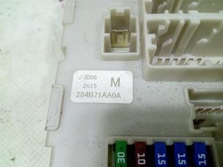 Блок предохранителей NISSAN ELGRAND E52 1 ракурс