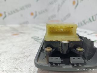 Блок упр. стеклоподьемниками правый передний MITSUBISHI CHARIOT N43W 2 ракурс