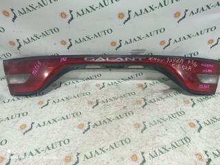 Вставка между стопов MITSUBISHI GALANT