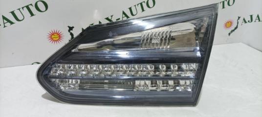 Запчасть вставка между стопов правая LEXUS HS250h