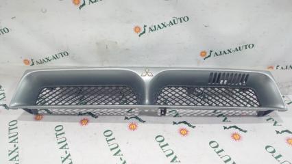 Решетка MITSUBISHI GALANT EA1A 1 ракурс