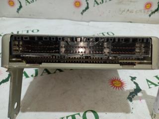Блок efi MITSUBISHI GALANT EA1A 4G93 MR420530 3 ракурс