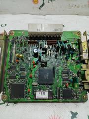 Блок efi MITSUBISHI GALANT E84A 6A12 MD753601 3 ракурс