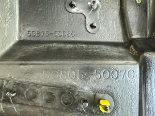 Подкрылок передний правый LS600HL 2013 UVF46 2UR-FSE