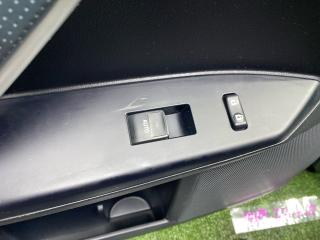 Обшивка двери CT200H 2011 CT200H 2ZR-FXE