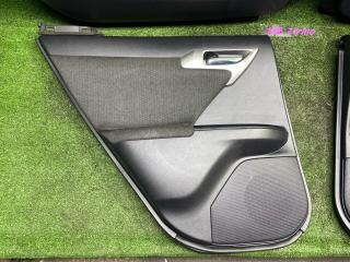 Обшивка двери CT200H 2011 CT200H 2ZR-FXE