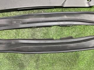 Накладка замка капота LS600HL 2013 UVF46 2UR-FSE