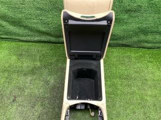 Бардачок между сиденьями LS600HL 2013 UVF46 2UR-FSE