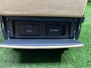 Консоль между сидений LS600HL 2013 UVF46 2UR-FSE