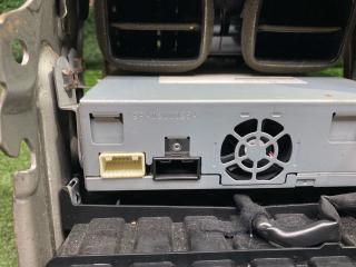 Консоль между сидений LS600HL 2013 UVF46 2UR-FSE